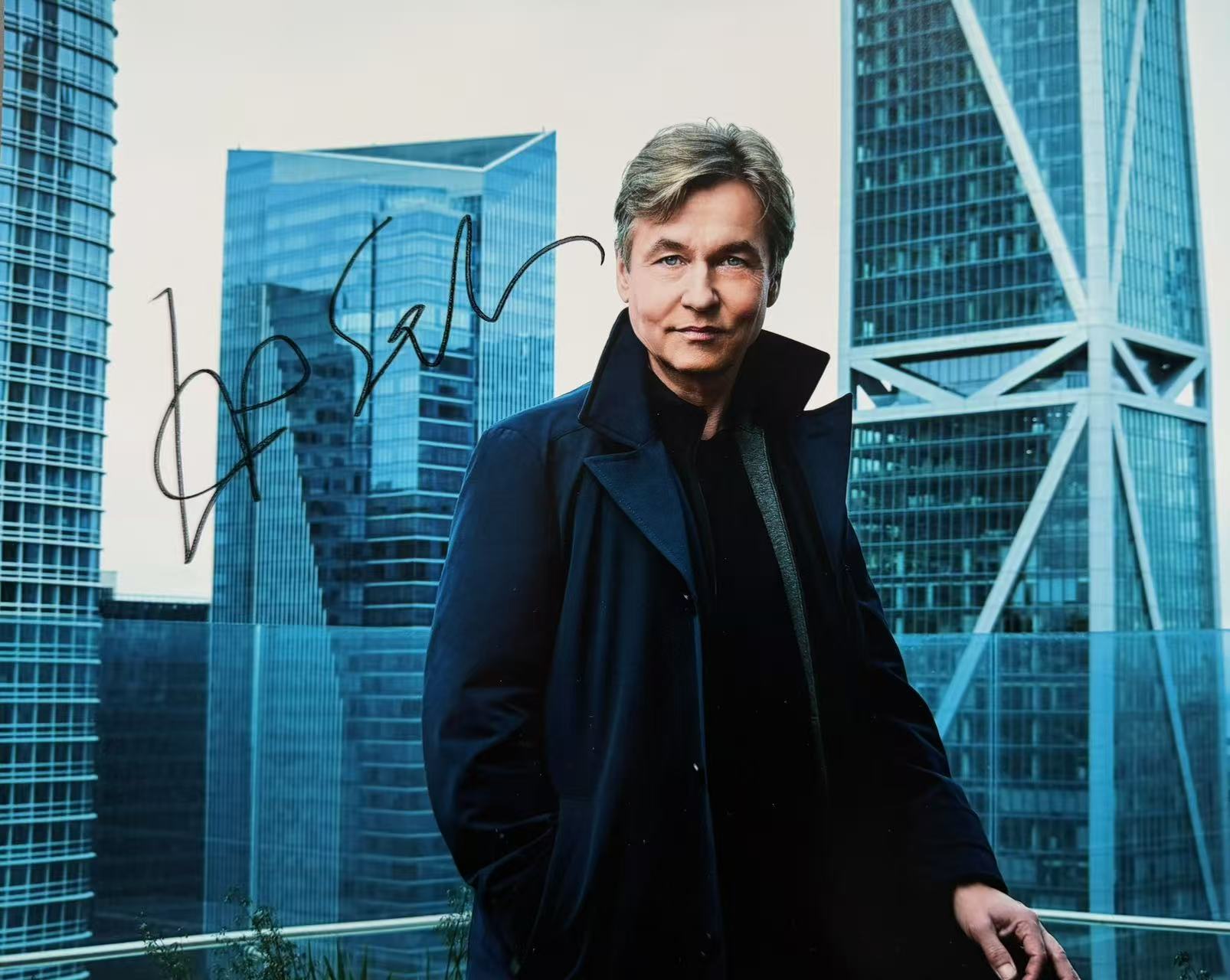 signed photo